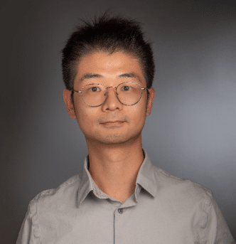 Zipeng Guo